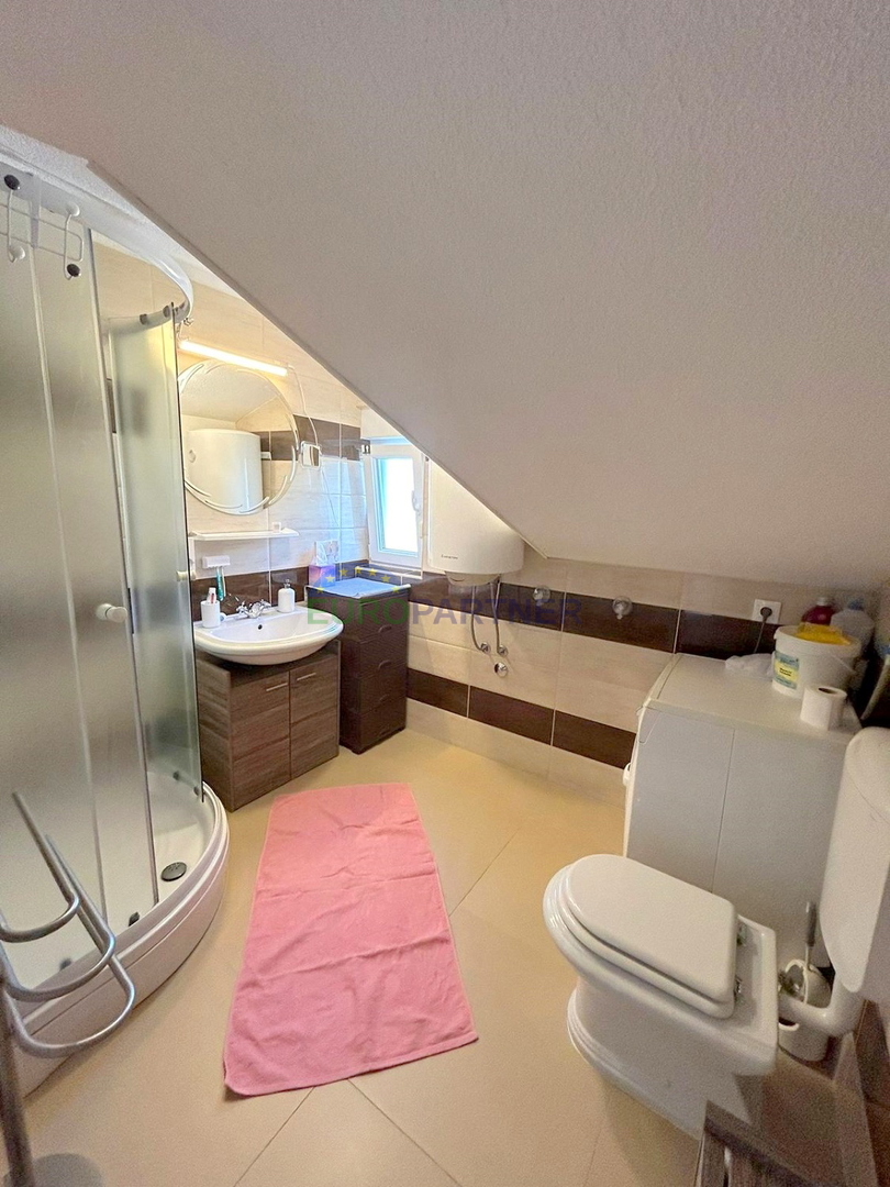 VABRIGA-TRISOBNO STANOVANJE PRODAMO Z ODPRTIM POGLEDOM NA MORJE ID: 1-2696-1