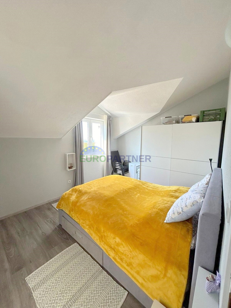 VABRIGA-TRISOBNO STANOVANJE PRODAMO Z ODPRTIM POGLEDOM NA MORJE ID: 1-2696-1