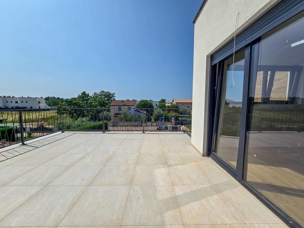 Moderna vila 7 km od Poreča, Istra