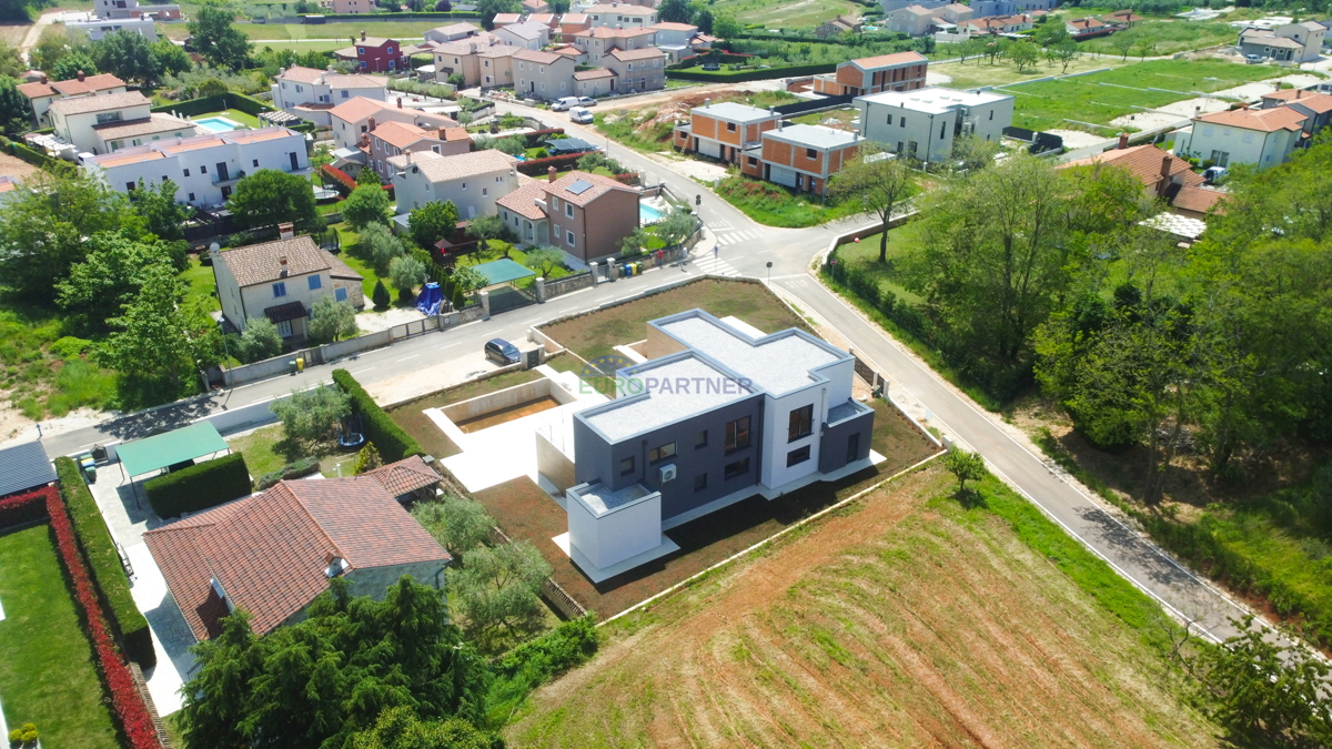 Moderna vila 7 km od Poreča, Istra