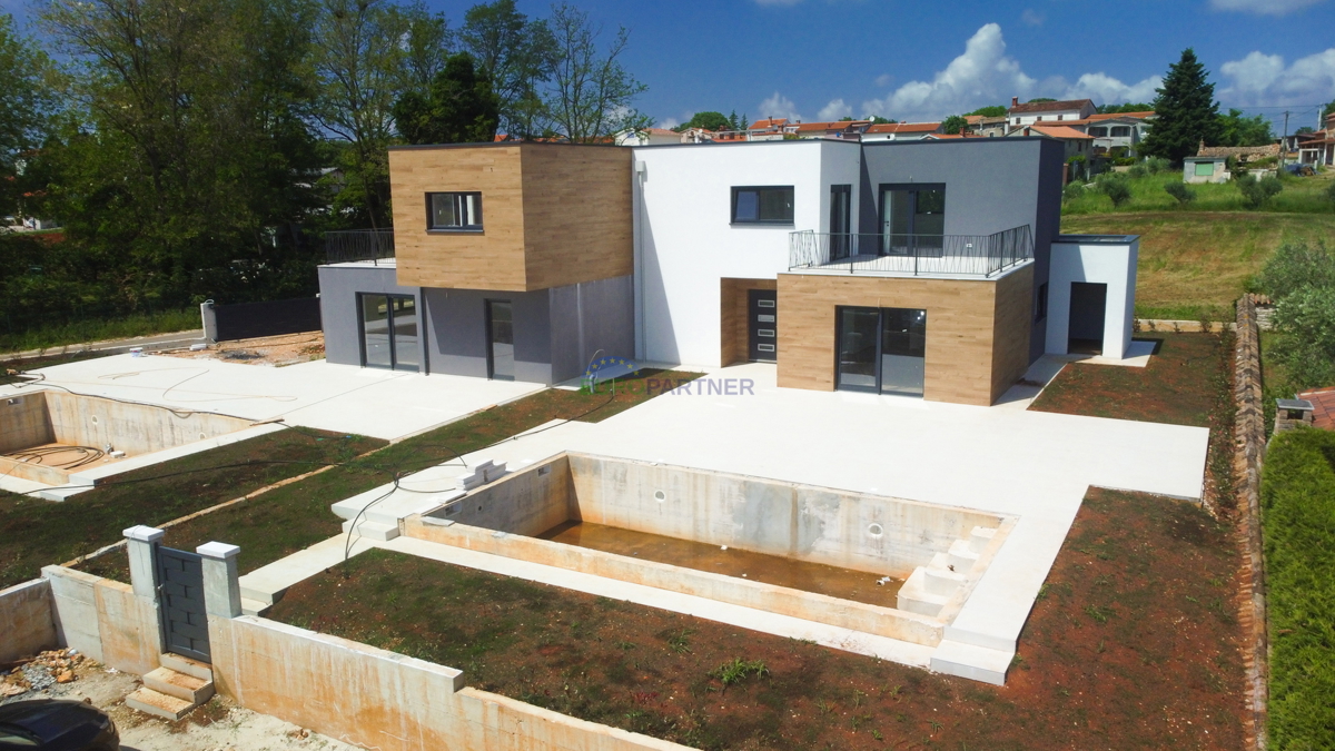 Moderna vila 7 km od Poreča, Istra