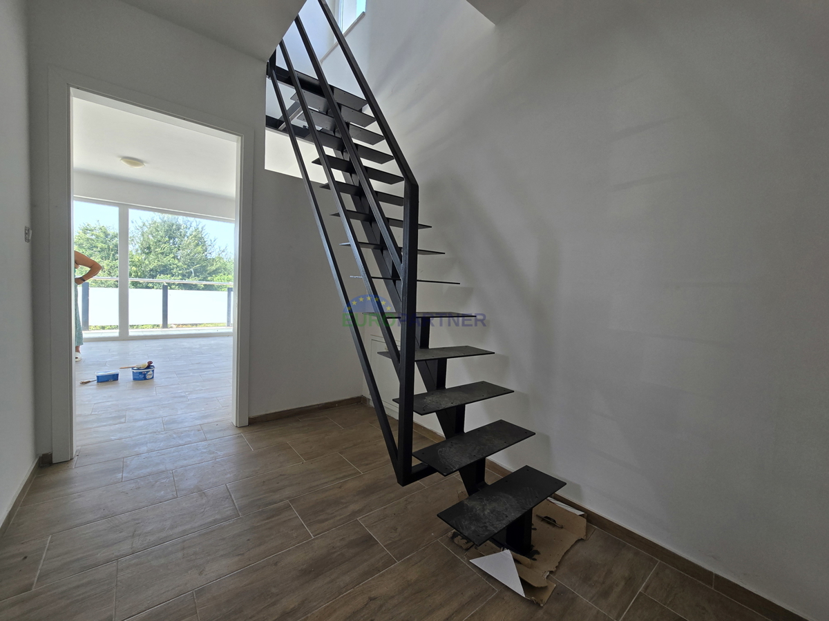 Apartmajska hiša z razgledom na morje, okolica Poreča