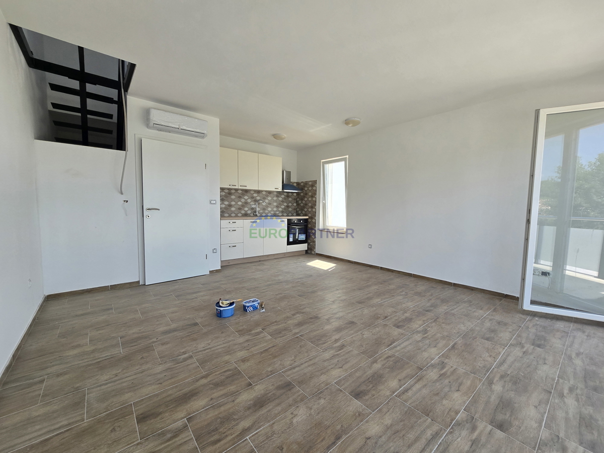 Apartmajska hiša z razgledom na morje, okolica Poreča