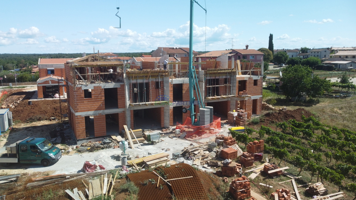 Istra, Poreč, vrstna hiša blizu Poreča