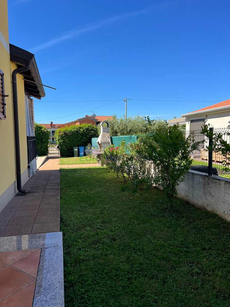 Hiša z bazenom in pogledom na morje, Poreč