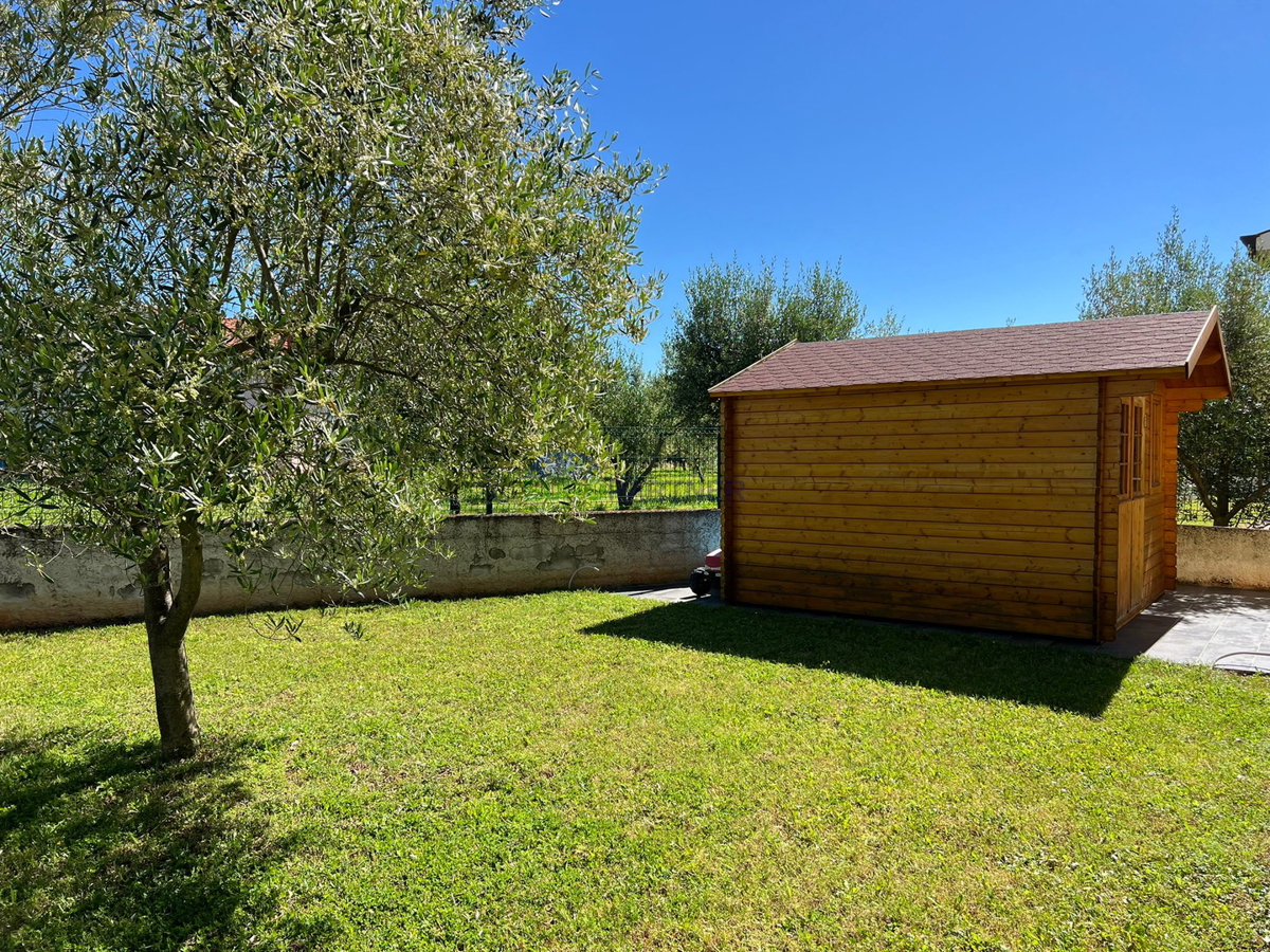 Hiša z bazenom in pogledom na morje, Poreč