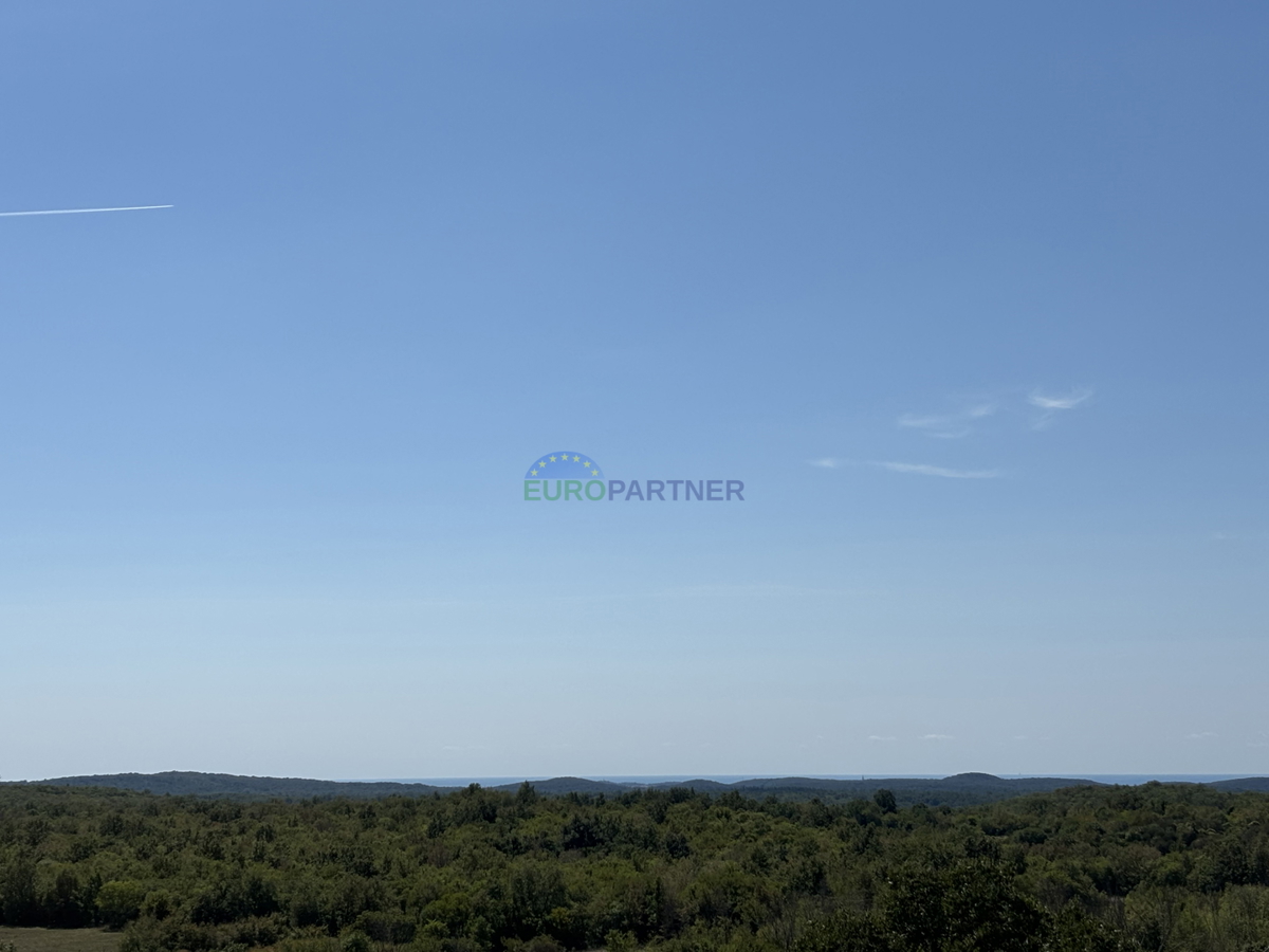 Istra, kamnita hiša v okolici Vrsarja