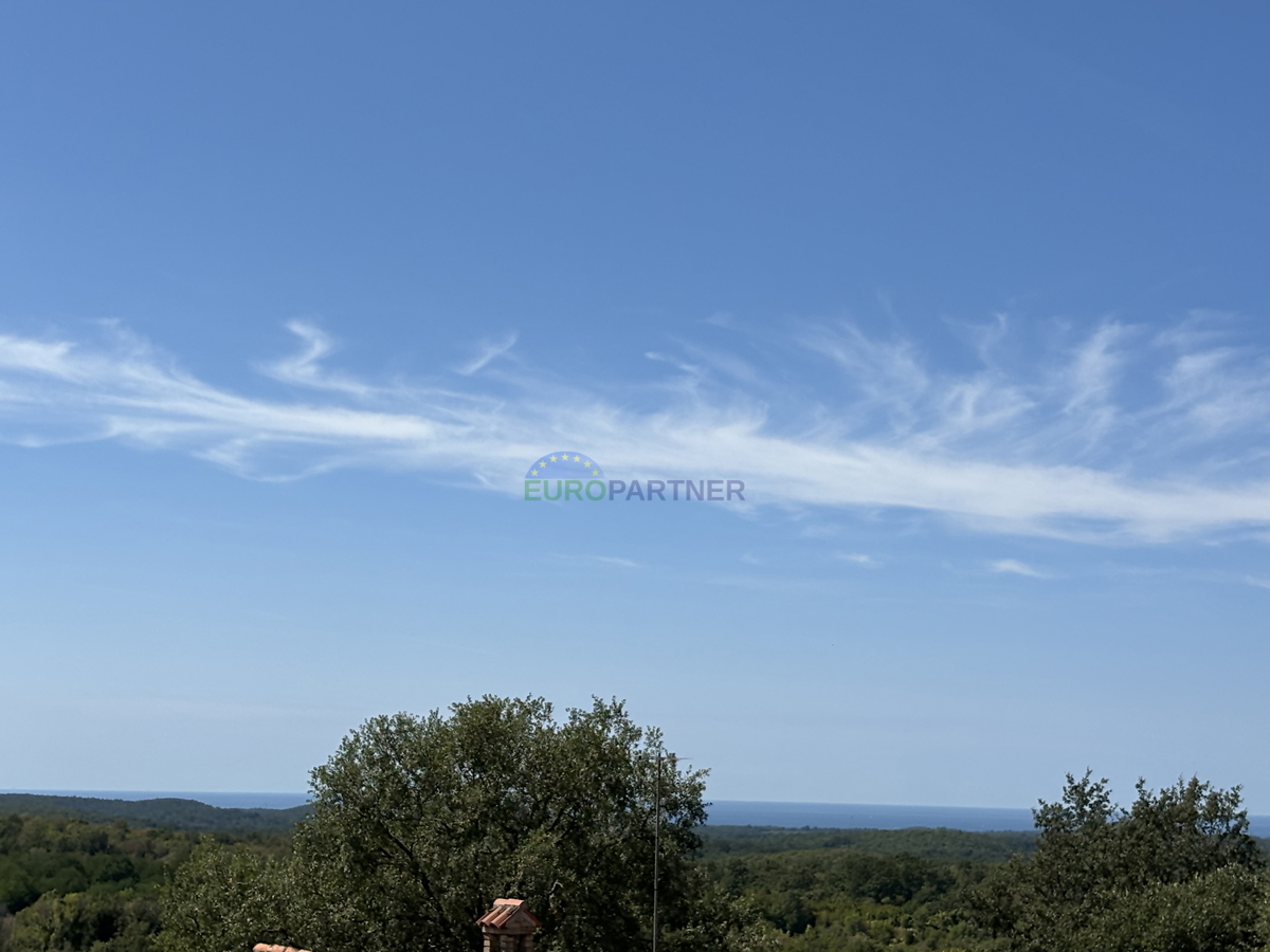 Istra, kamnita hiša v okolici Vrsarja