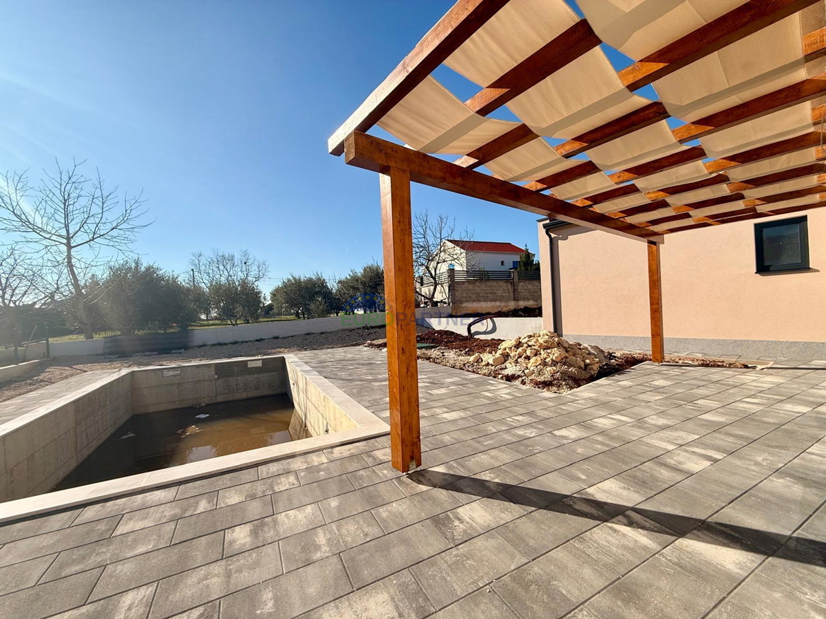 Dvojček hiše z bazenom, Poreč, okolica