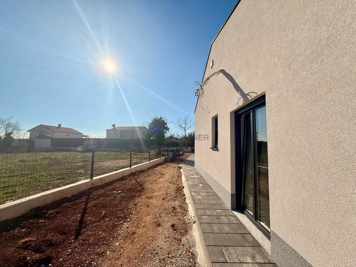 Dvojček hiše z bazenom, Poreč, okolica