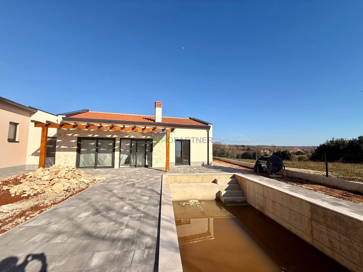 Dvojček hiše z bazenom, Poreč, okolica