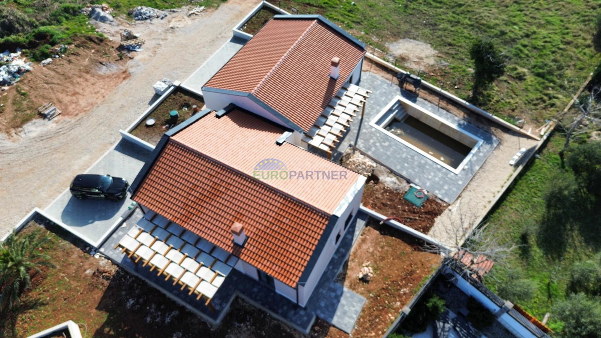 Dvojček hiše z bazenom, Poreč, okolica