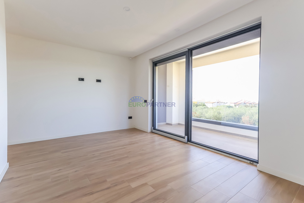 Samostojna luksuzna vila s pogledom na morje