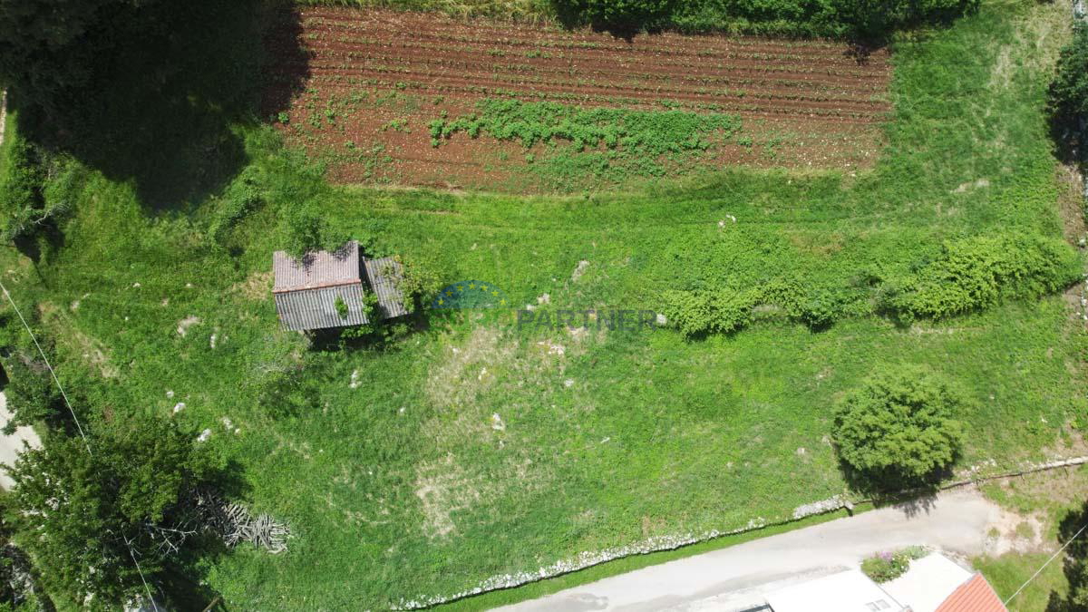 Okolica Poreča, zazidljiva parcela 1700 m2