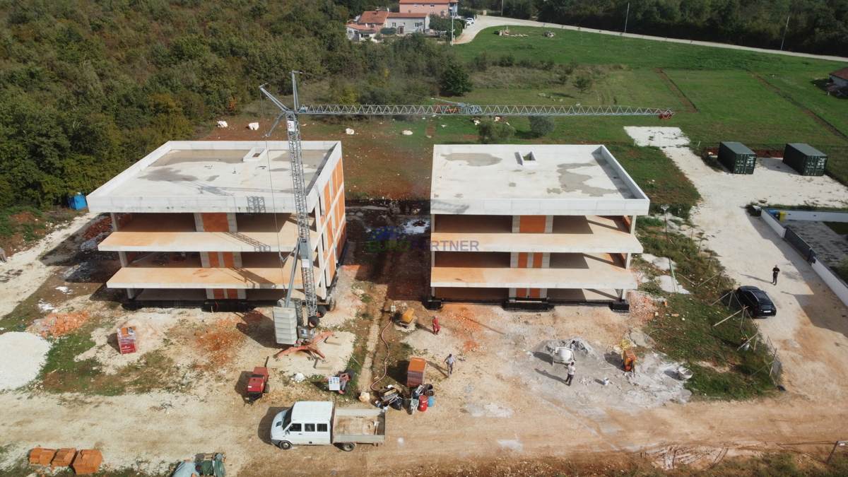 Apartma z vrtom, 2,5 km od centra in plaže, Poreč, Istra