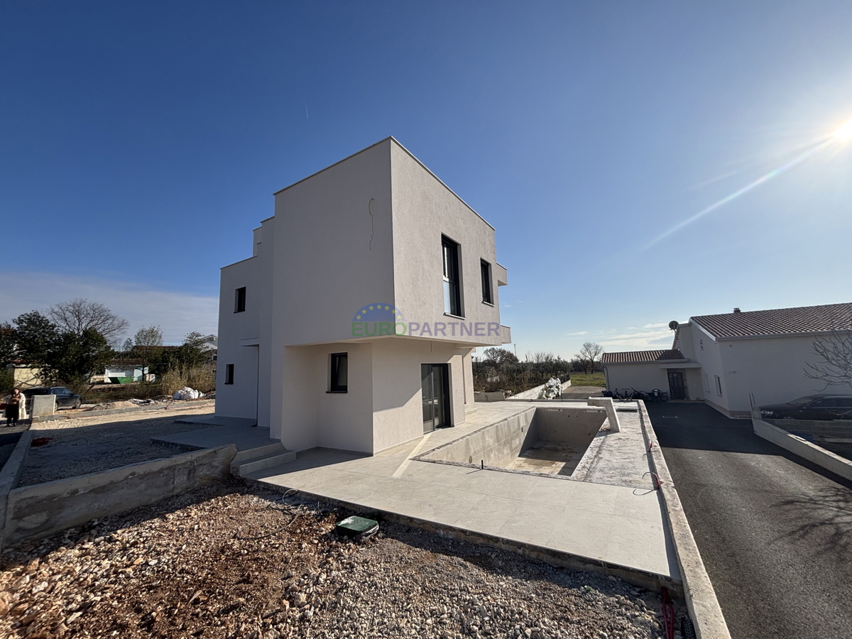 Istra, okolica Poreča, prekrasna moderna kuća s pogledom na morje