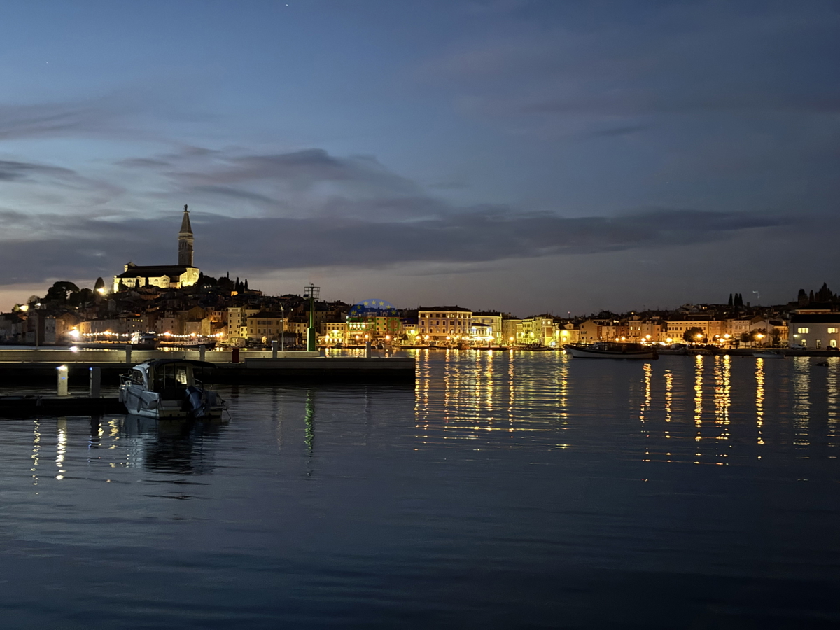 Istra, Rovinj, čudovita kamnita hiša v okolici Rovinja