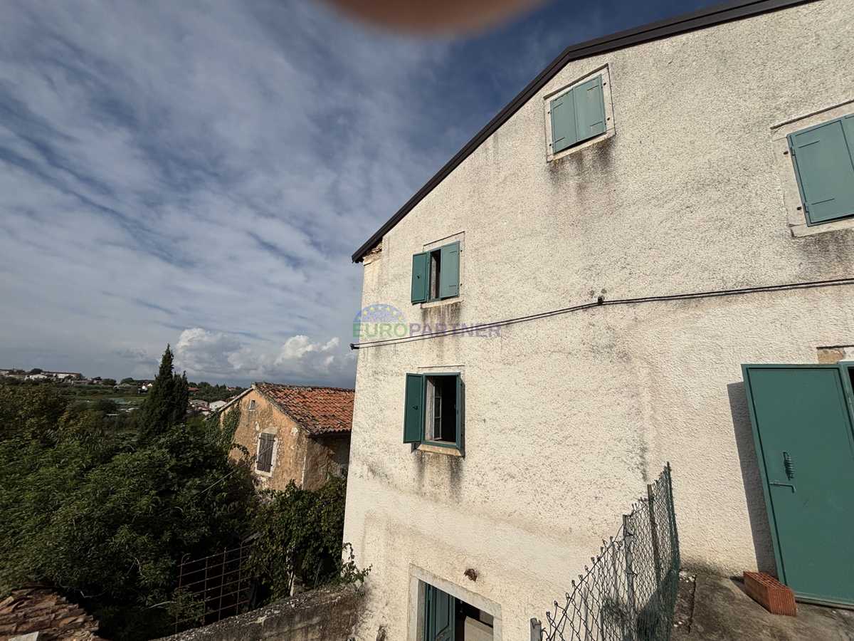 Istra, Vižinada, kamnita lepotica, ki čaka na dokončanje po vaši želji