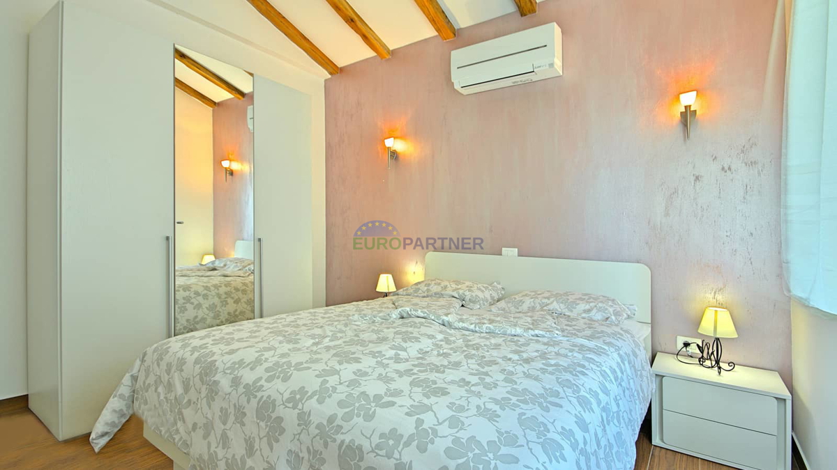 Istra, Novigrad, vila z bazenom na odlični lokaciji