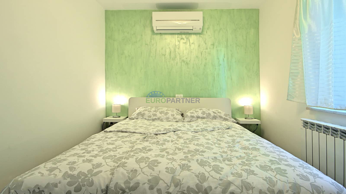 Istra, Novigrad, vila z bazenom na odlični lokaciji