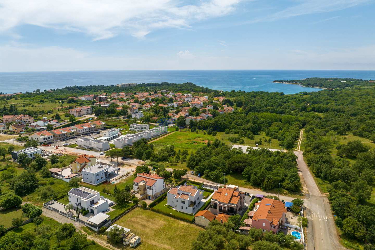 Moderna vila s pogledom na morje, Poreč, 900 m od morja