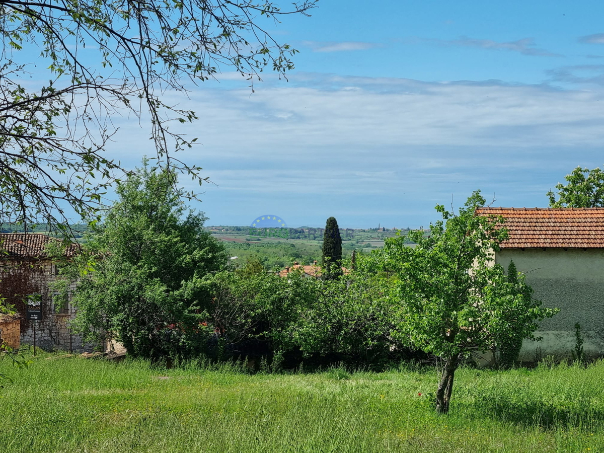 Zemljišče 850m2 Kaštelir Labinci