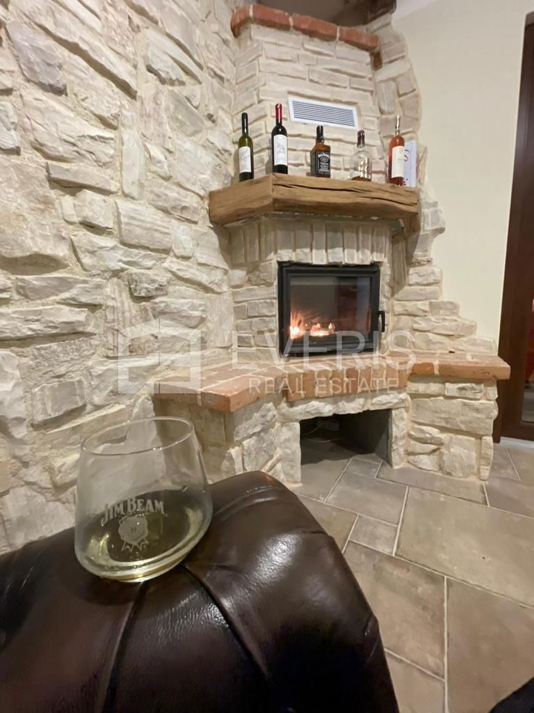 Hlapa, Dobrinj, 220m2