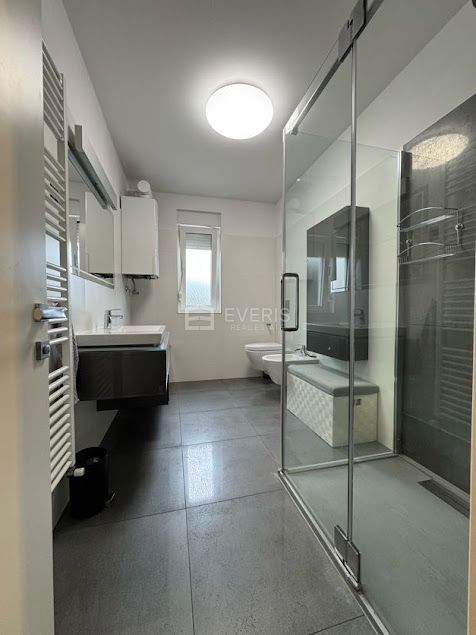 Marčeljeva Draga, Rijeka, 90m2