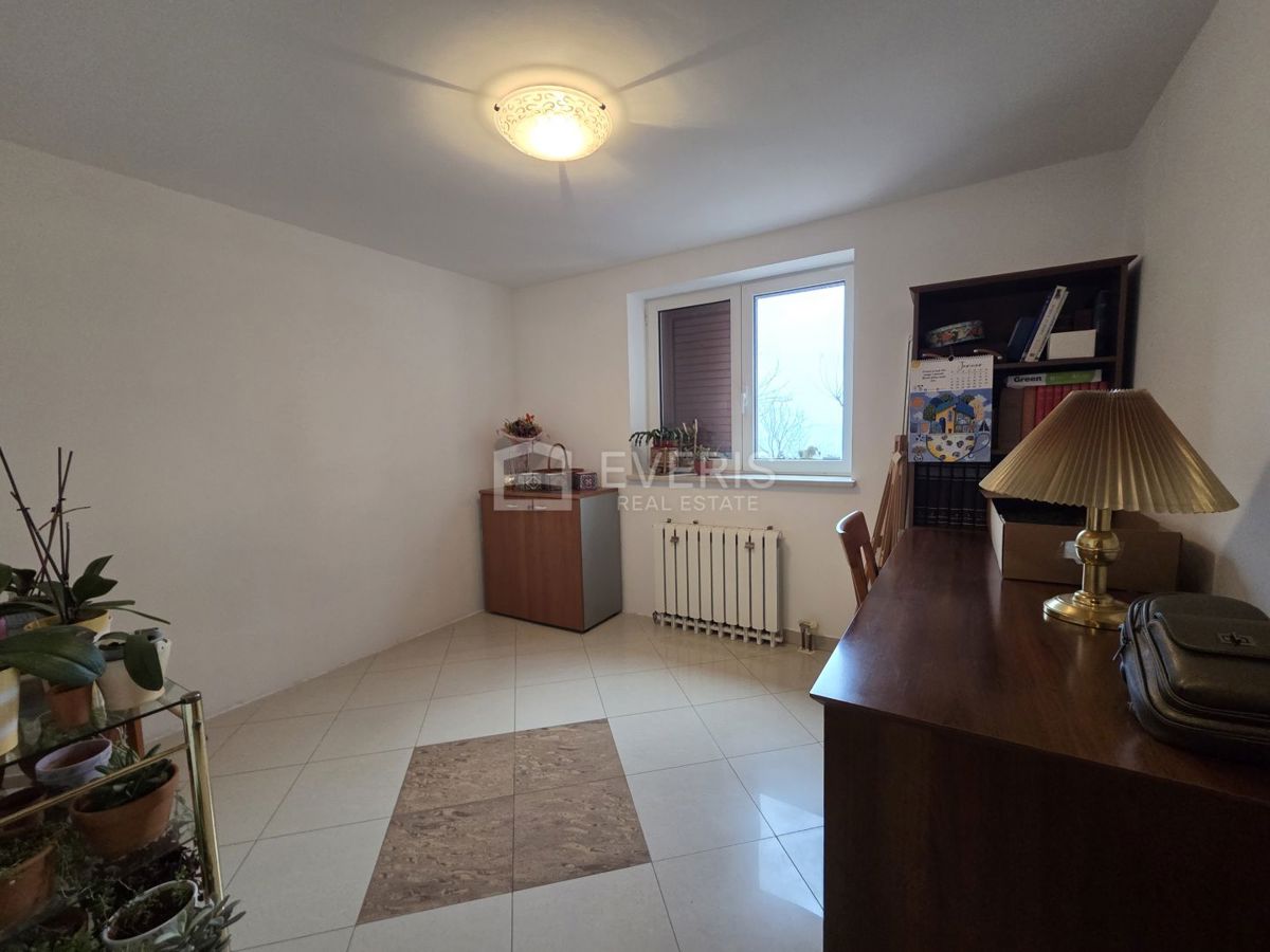 Marinići, Viškovo, 350m2