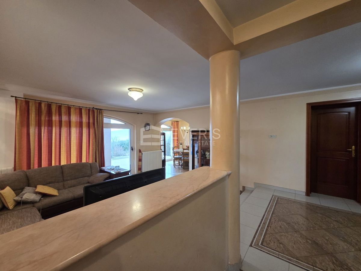 Marinići, Viškovo, 350m2