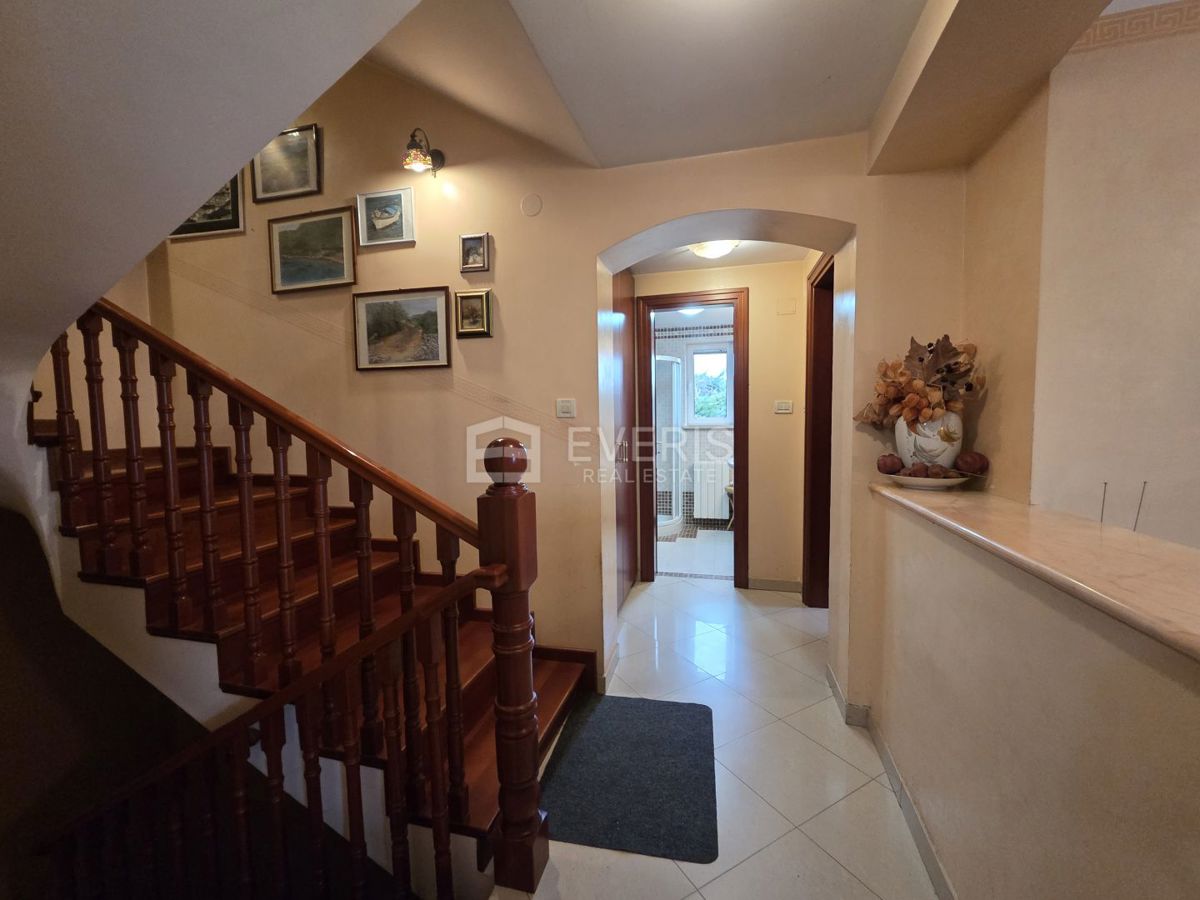 Marinići, Viškovo, 350m2