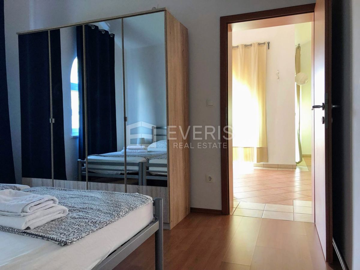 Jurandvor, Baška, 400m2