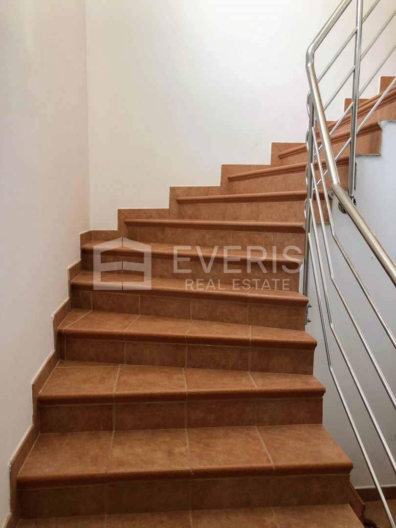 Jurandvor, Baška, 400m2