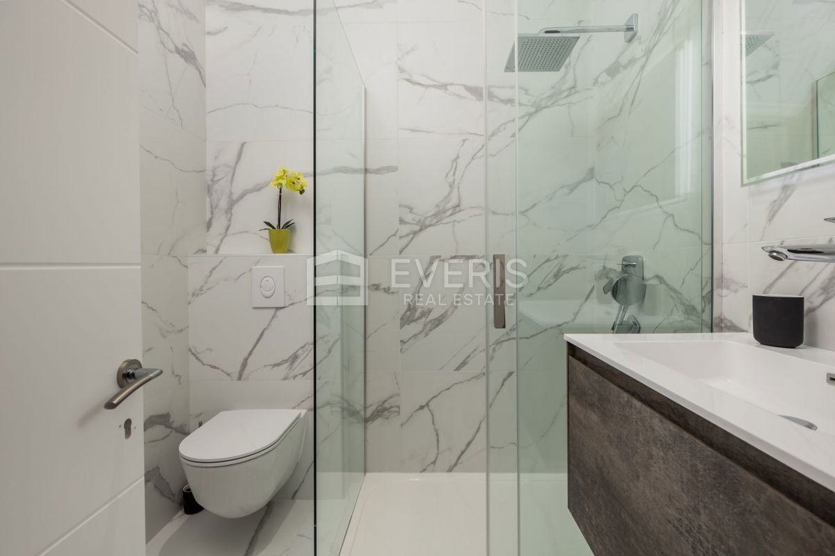 Opatija - Centar, Opatija, 74,22m2