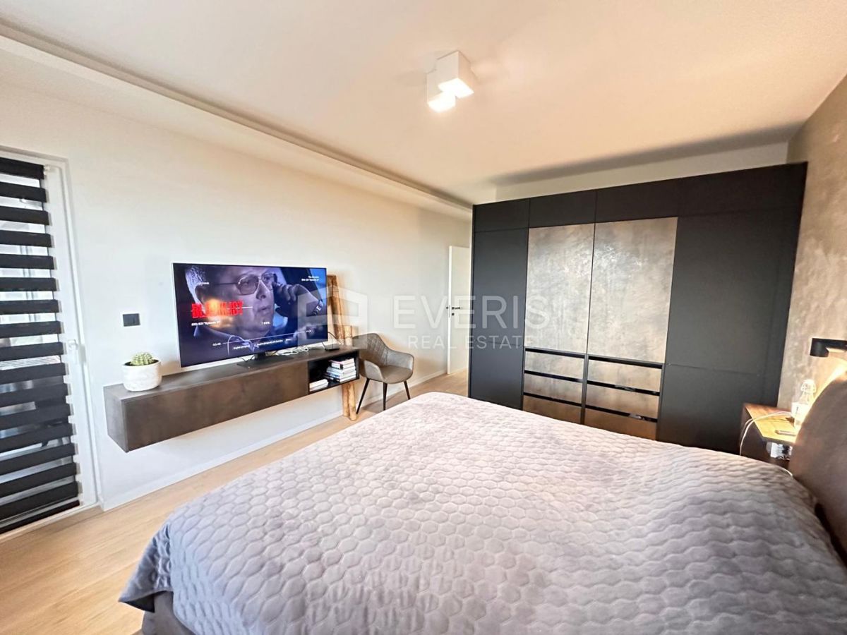 Hosti, Rijeka, 217m2