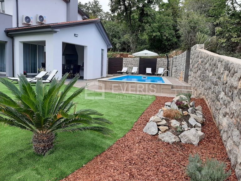 Ičići, Opatija - Okolica, 180m2