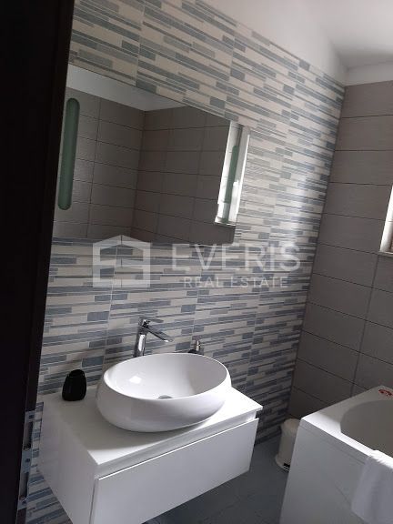 Ičići, Opatija - Okolica, 180m2