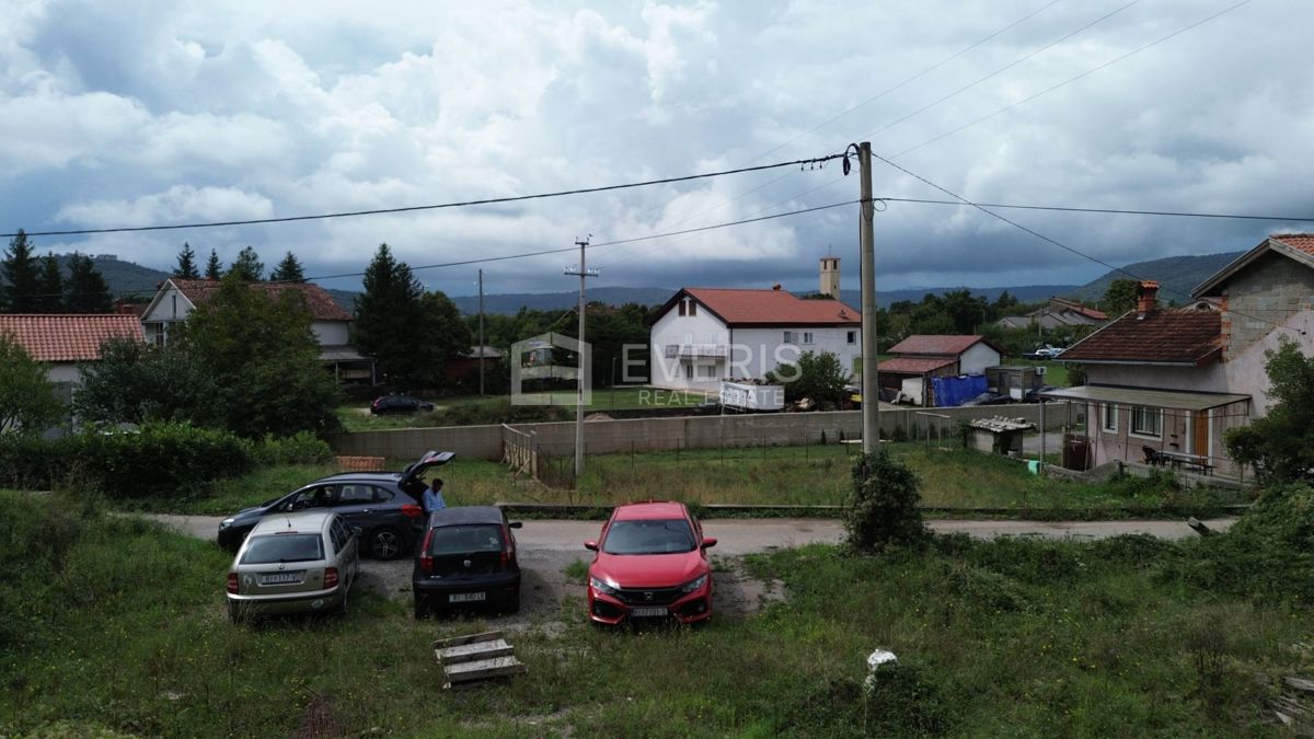 Podhum, Jelenje, 1.395m2