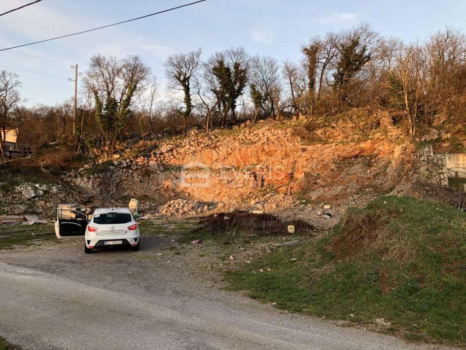 Podhum, Jelenje, 1.395m2