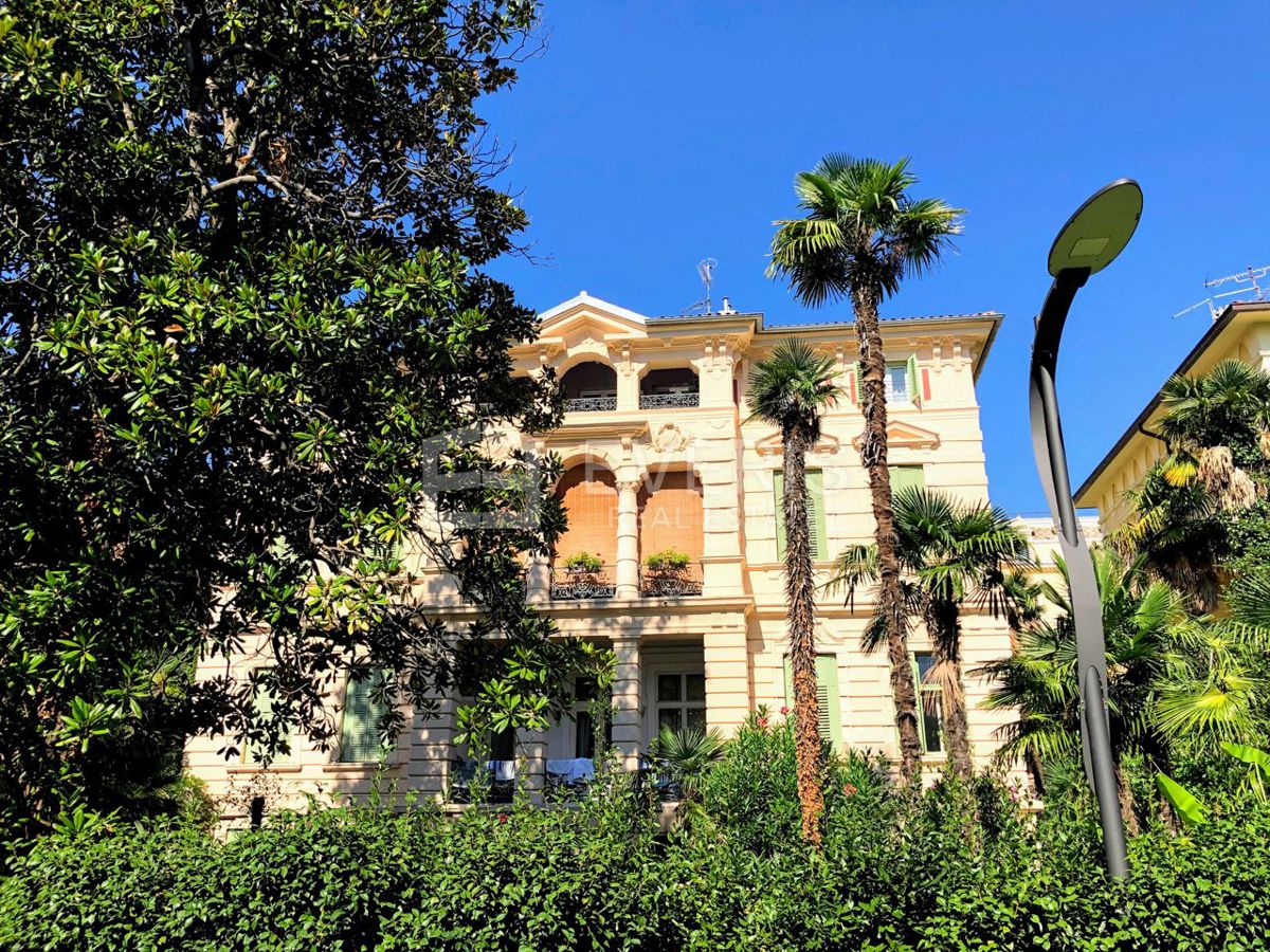 Opatija - Centar, Opatija, 100m2