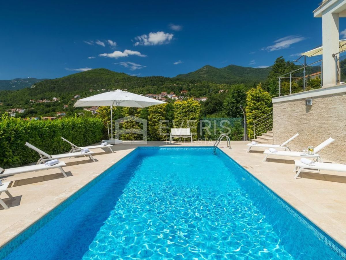 Poljane, Opatija - Okolica, 275m2