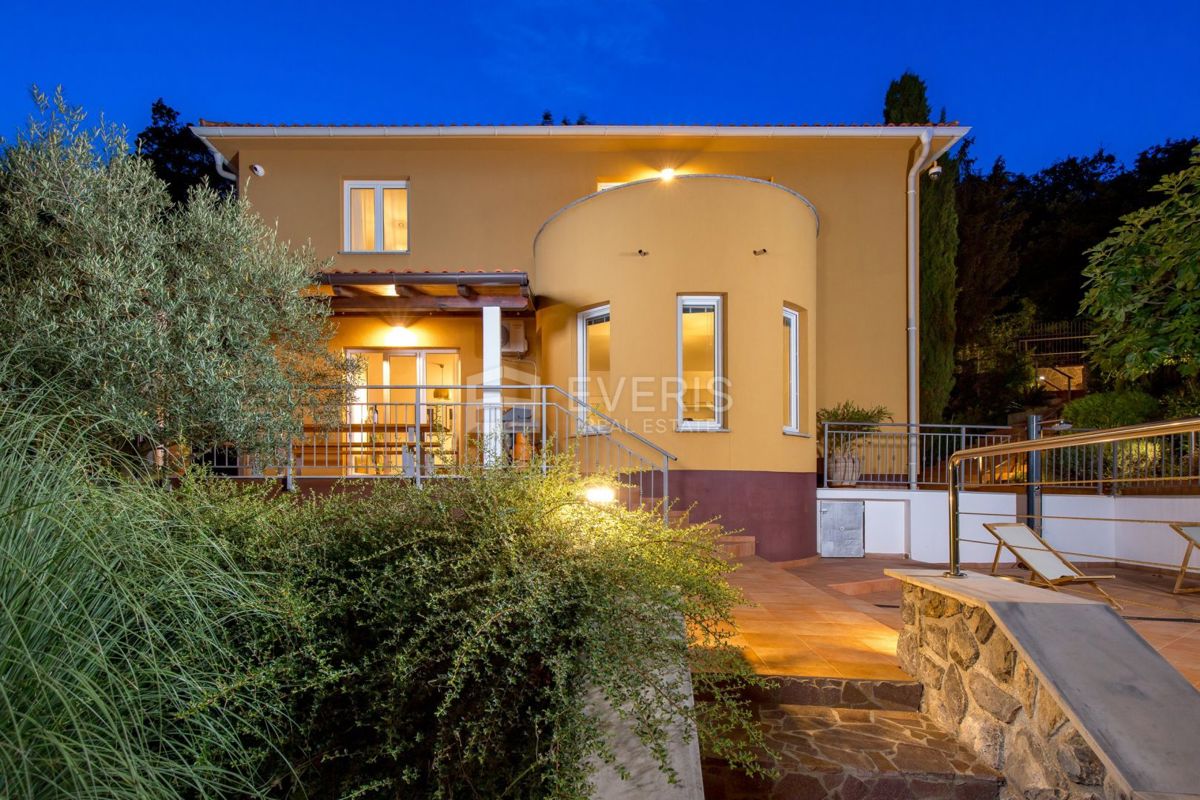 Veprinac, Opatija - Okolica, 192m2