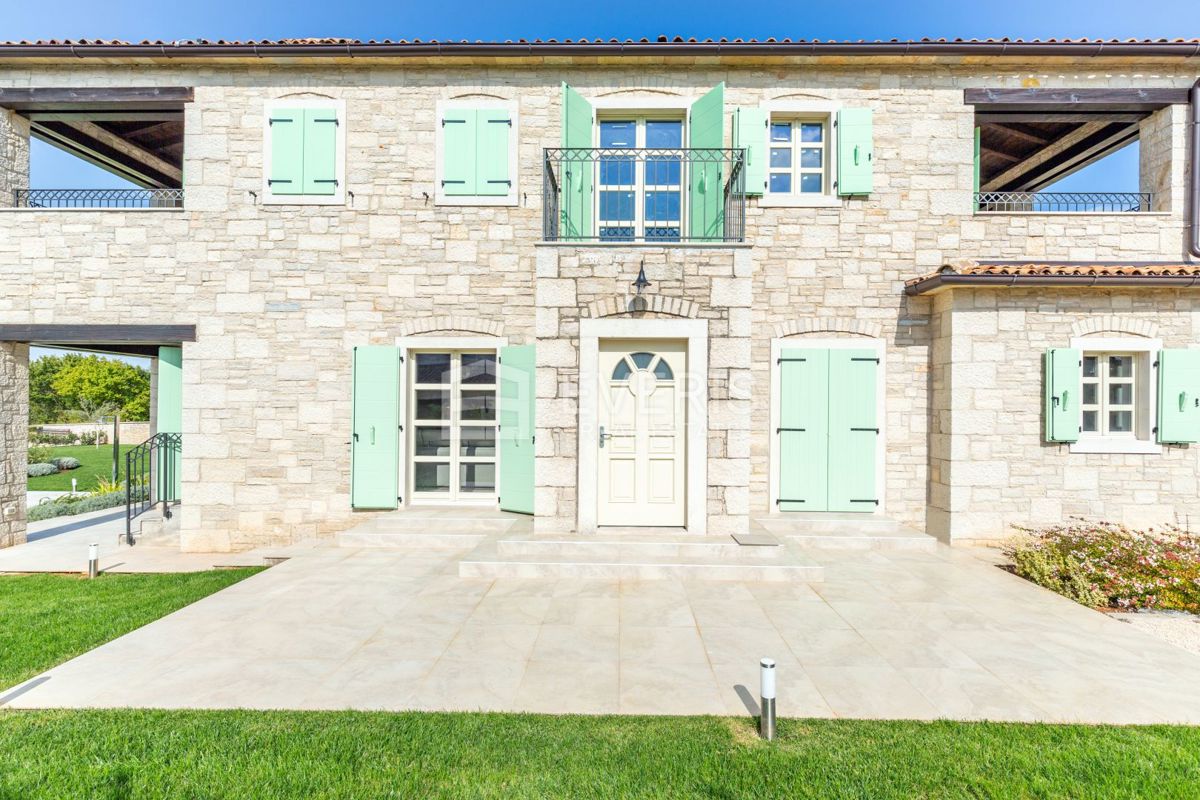 Radetići, Tinjan, 175,95m2