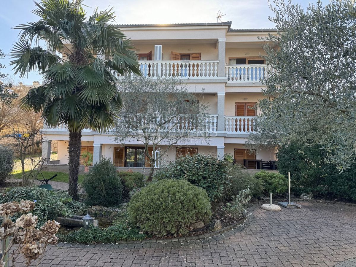 Malinska, Malinska-Dubašnica, 577,95m2