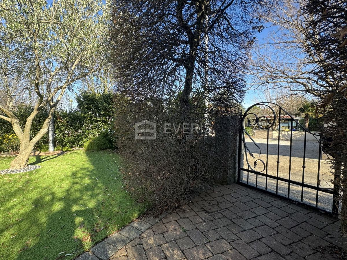 Malinska, Malinska-Dubašnica, 577,95m2