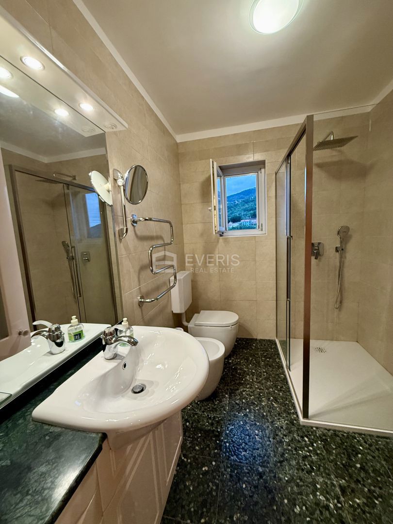 Ičići, Opatija - Okolica, 68m2