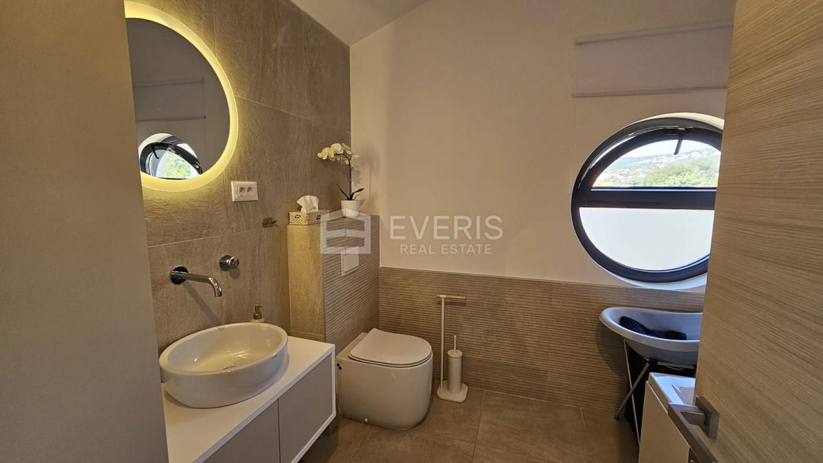 Bulevard, Rijeka, 154m2