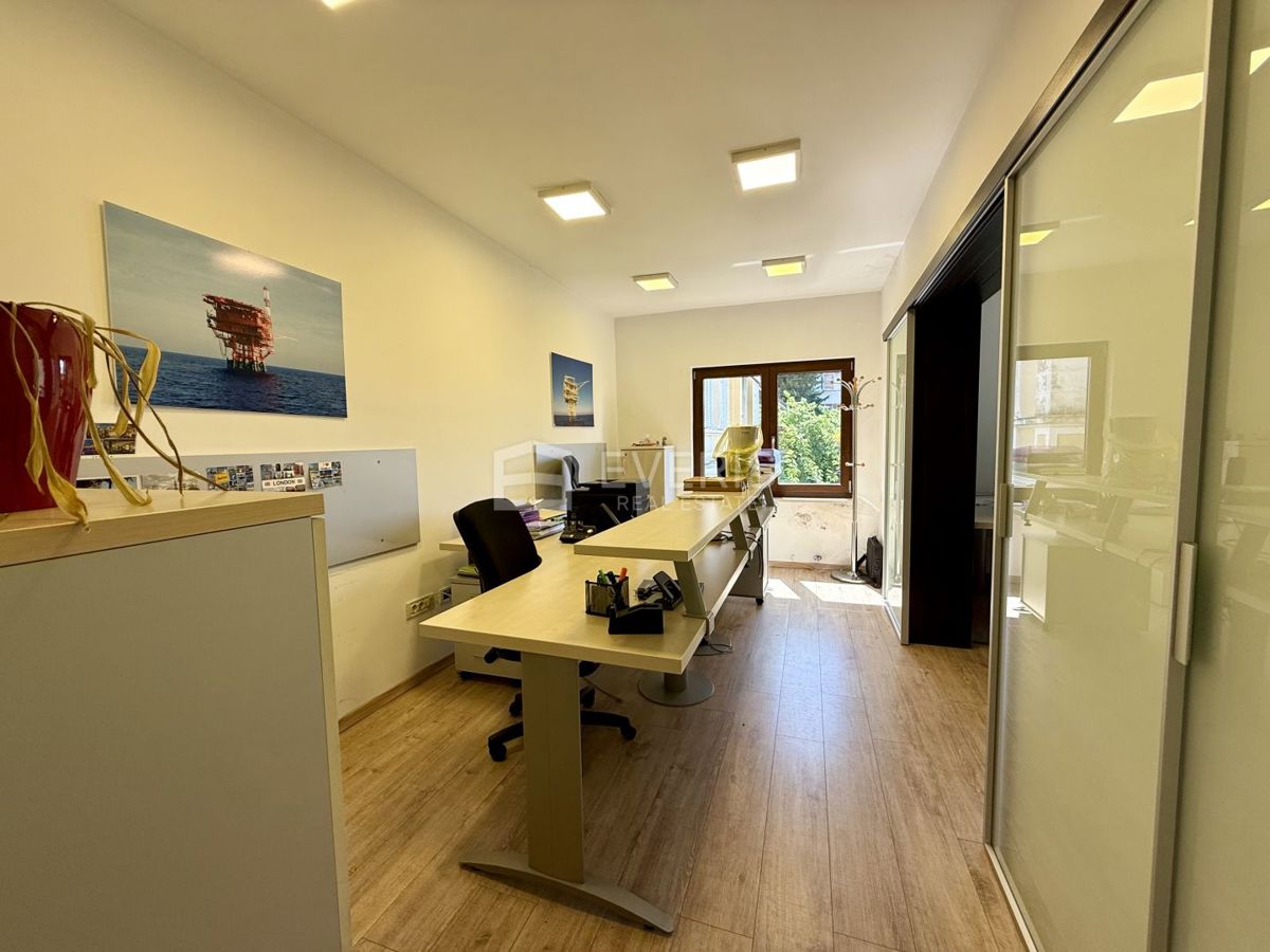 Bulevard, Rijeka, 200m2