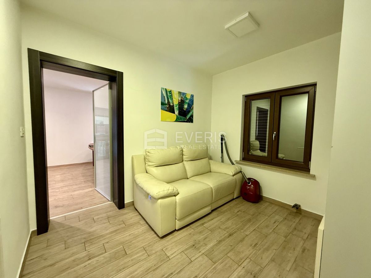 Bulevard, Rijeka, 200m2