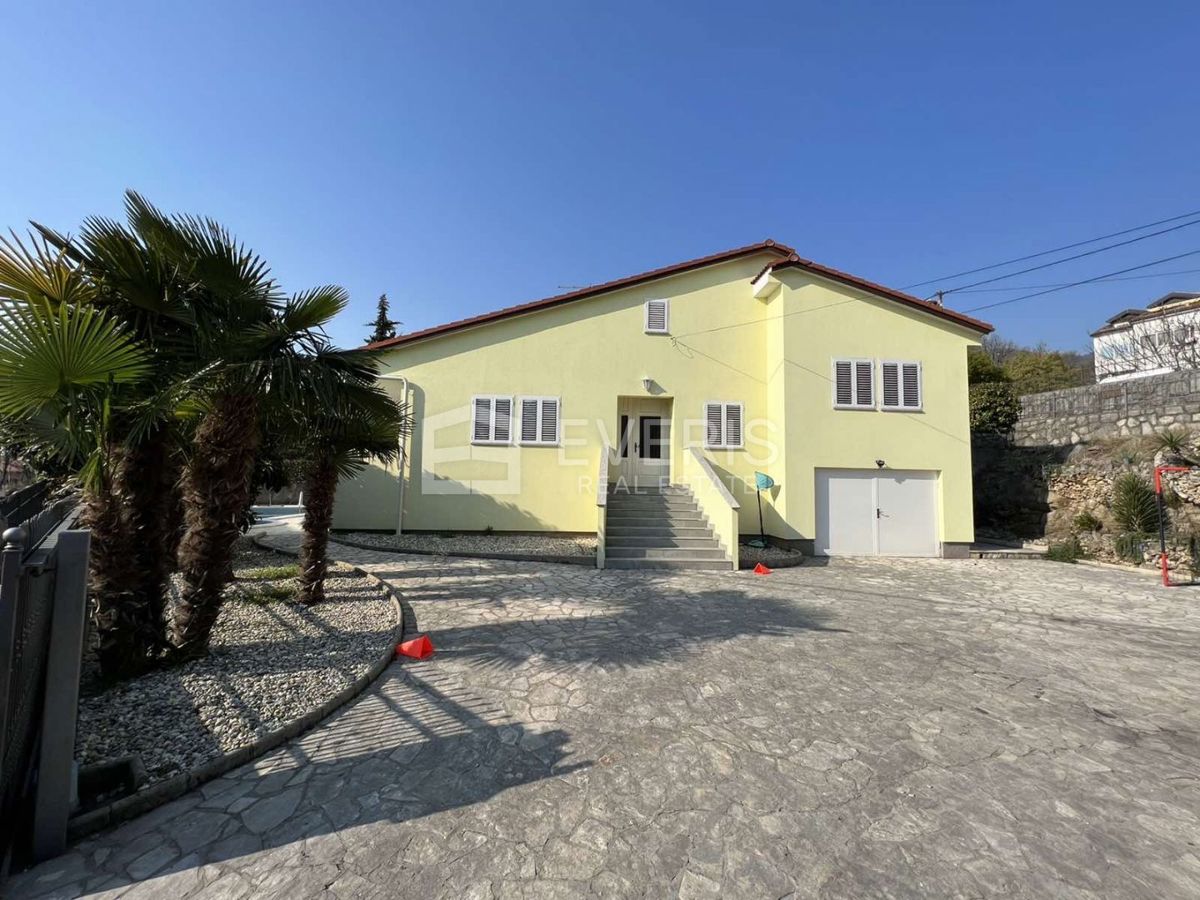 Pobri, Opatija - Okolica, 150m2